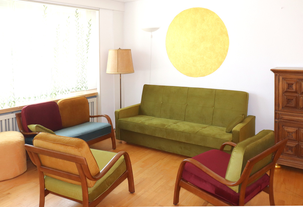 Lounge in der psychotera Heilpraktikerschule
